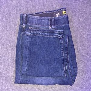 Blue Lee Extreme Motion Jeans (Slim Fit Straight Leg)